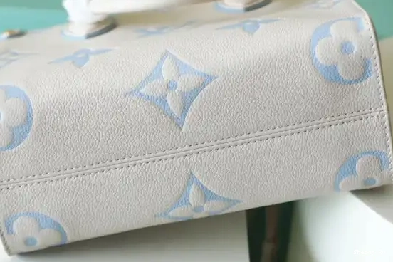 LOUIS ONTHEGO VUITTON MM 0628